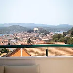 Apartament View *